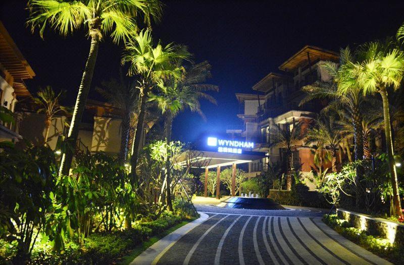 Hotel Wyndham Shenzhou Peninsula Wanning Exterior foto